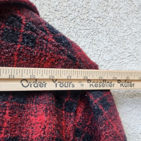 Vintage TASHA POLIZZI Women’s Shacket Medium Red Black Buffalo Plaid Outdoor USA - Picture 7 of 10